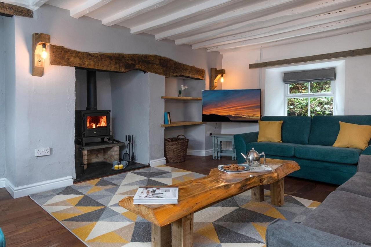 Farmhouse & Cottage At Geufron Farm - Dog Friendly Bryn-crug Exterior photo