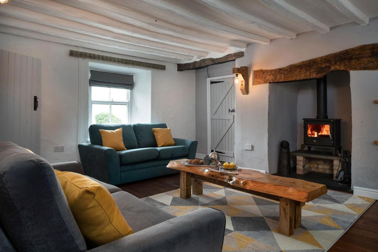 Farmhouse & Cottage At Geufron Farm - Dog Friendly Bryn-crug Exterior photo